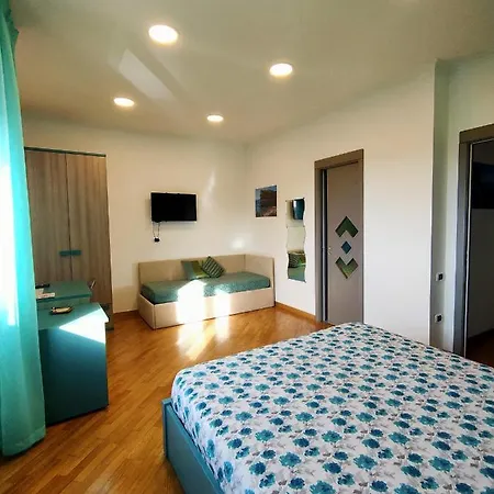 Rosso Di Sera Naples