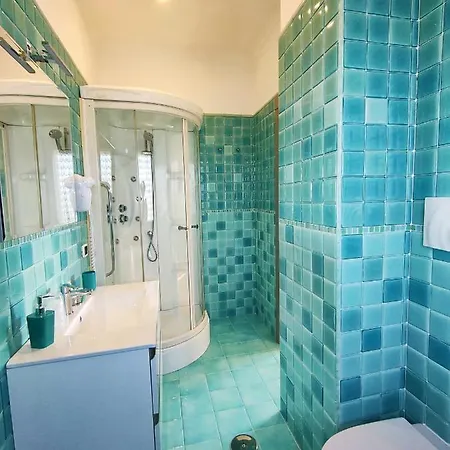 Rosso Di Sera 4* Naples