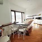 Rosso Di Sera Bed & Breakfast 4*
